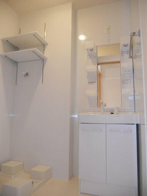 【洗面所】 | グランドソレーユ | ※別号室参考写真