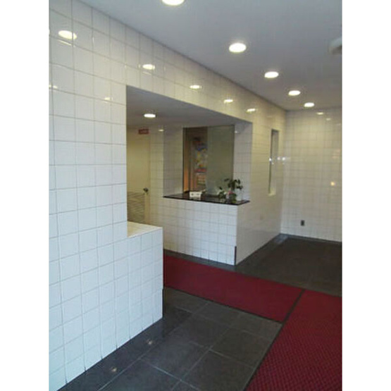 【エントランス】 | 東梅田八千代ビル