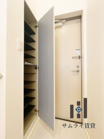 エスポワール堀田(エスポワールホリタ)の玄関