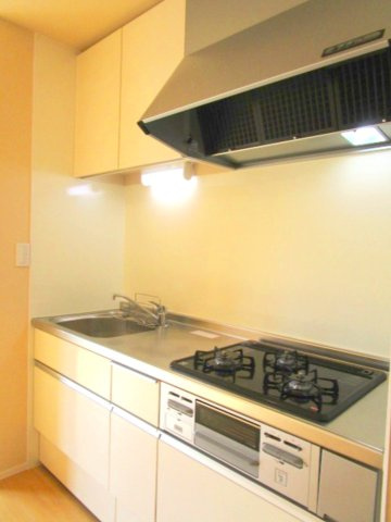 エルカミノ船橋のキッチン|★ガス３口システムキッチングリル付★