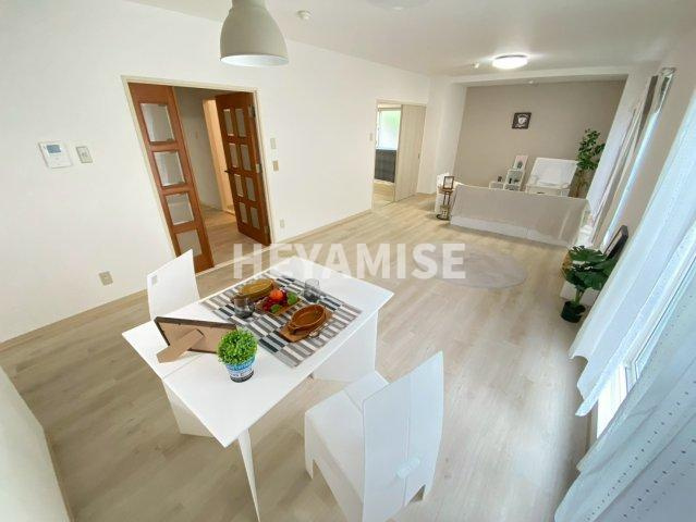 レジデンス蛍茶屋の居間・リビング