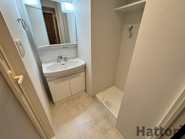 RIDGEガーデン江坂Ⅰの独立洗面台