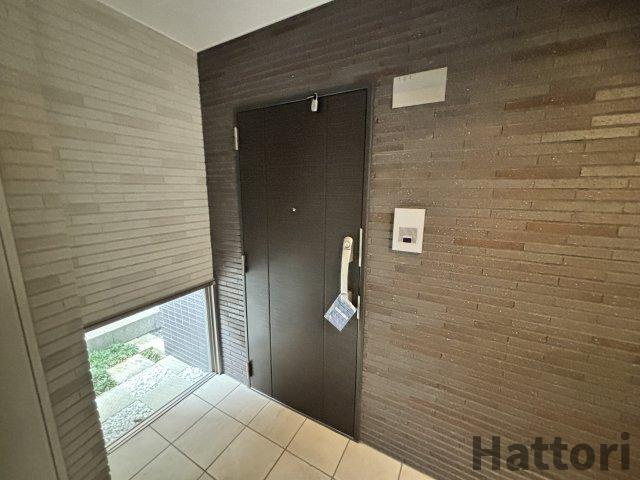 RIDGEガーデン江坂Ⅰの玄関