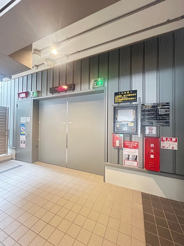 ワコーレザ・神戸旧居留地レジデンスタワーの外観