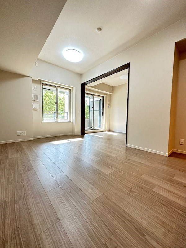 ワコーレザ・神戸旧居留地レジデンスタワーの居間・リビング