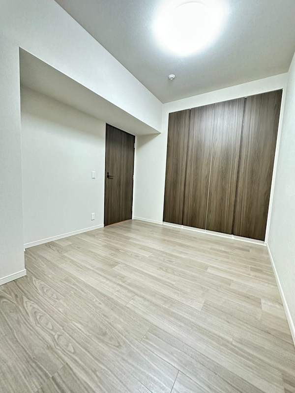 ワコーレザ・神戸旧居留地レジデンスタワーの寝室