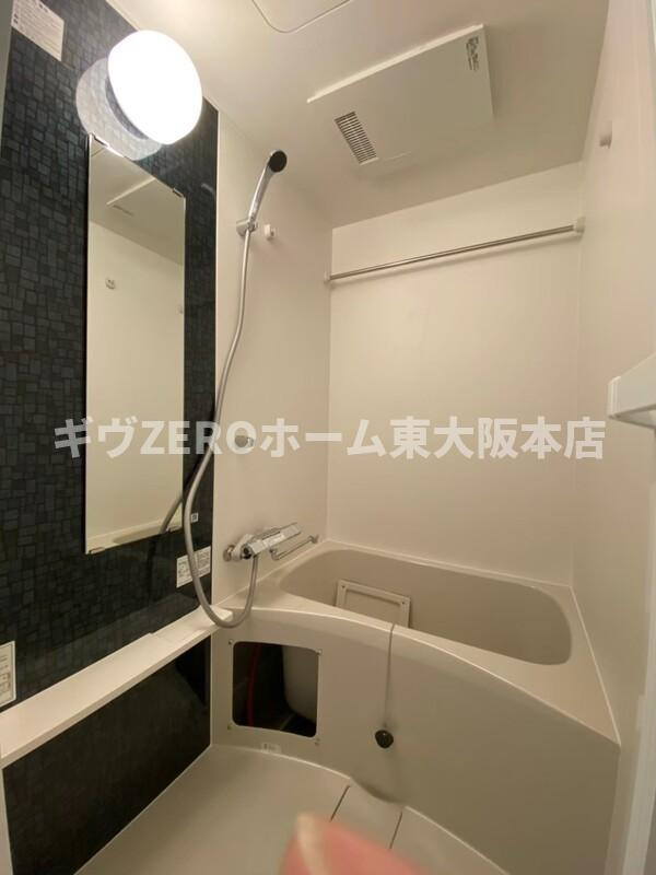 クレストタップ京橋の浴室