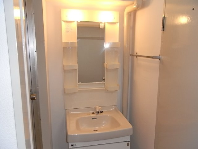 大和スカイハイツの洗面所