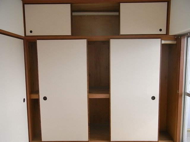 大和スカイハイツの収納