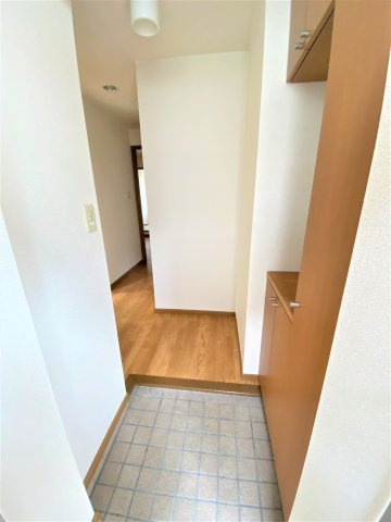 レイ ヒルズの玄関
