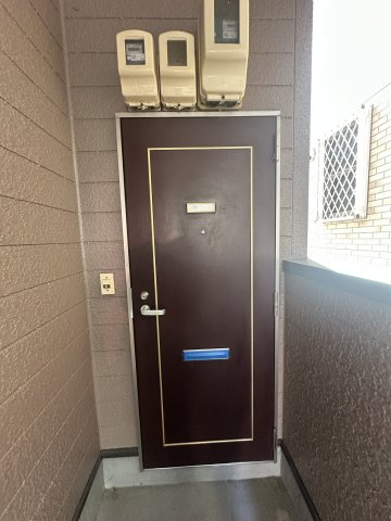 アンダンテ若宮の玄関