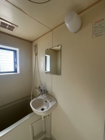 アンダンテ若宮の独立洗面台