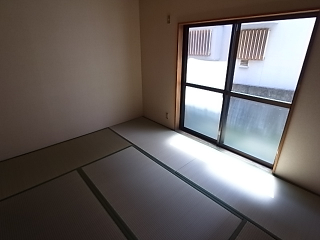 タウンハウスアミィの収納