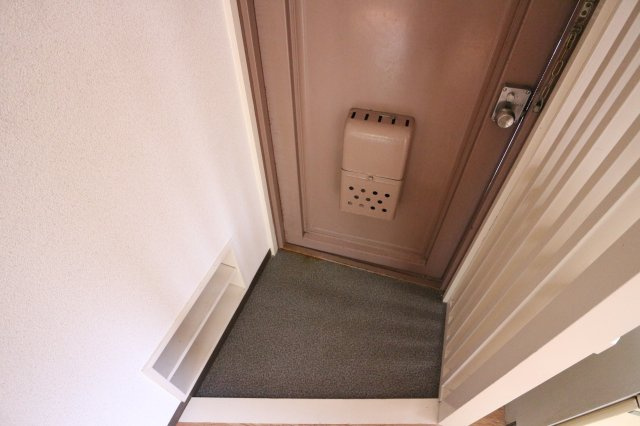 パンシオン垂水の玄関