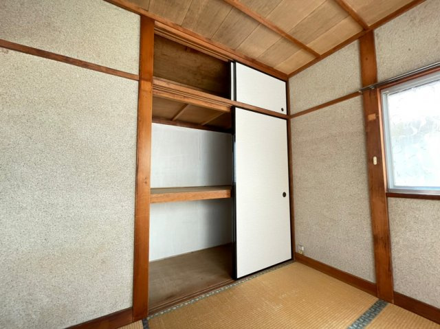 千鳥が丘3丁目戸建の収納