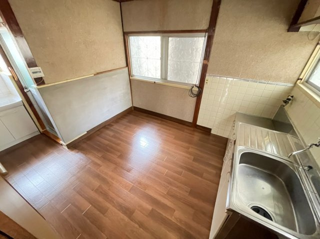 千鳥が丘3丁目戸建の居間・リビング