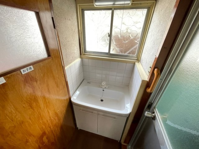 千鳥が丘3丁目戸建の洗面所