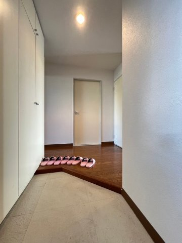 ハイマート舞子坂の玄関