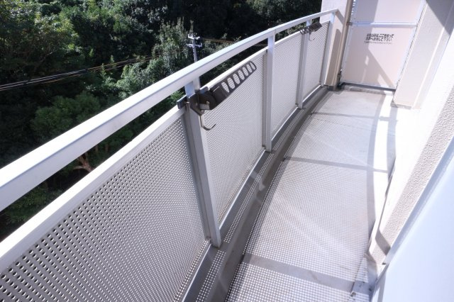 シティハイツ舞子のバルコニー