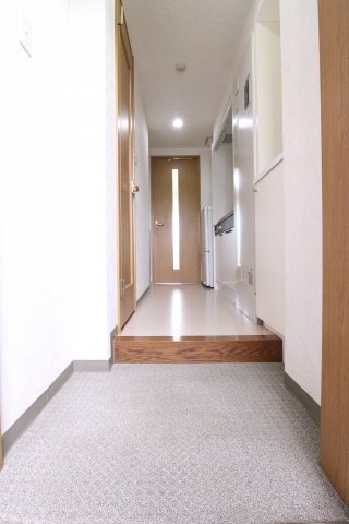 スカイヒル名谷の玄関