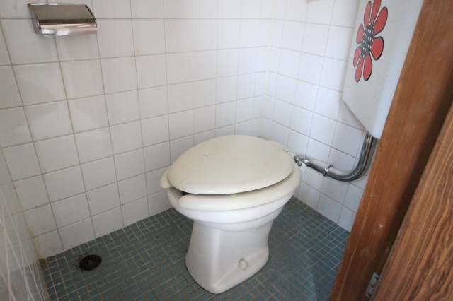 西本コーポラスのトイレ