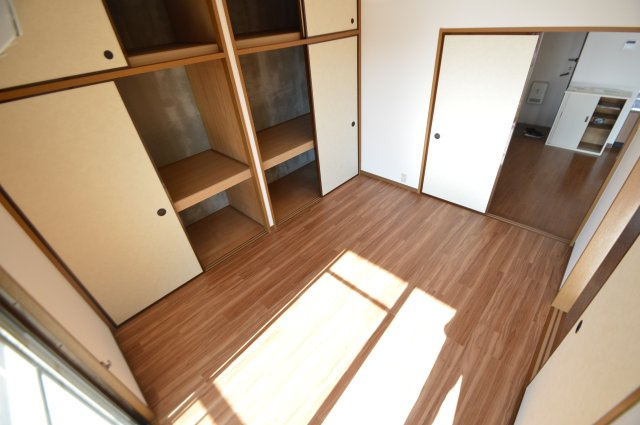 【洋室】 | メゾン・ド・外池