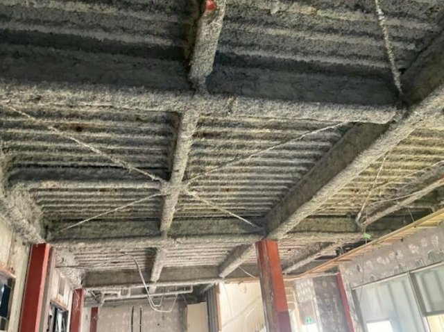 上尾市宮本町の店舗事務所の内装