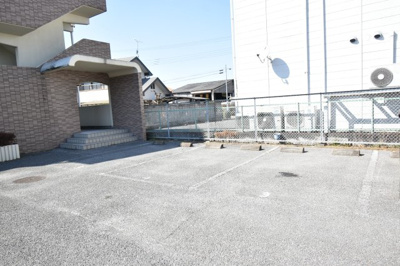 【駐車場】 | メゾン・ド・外池