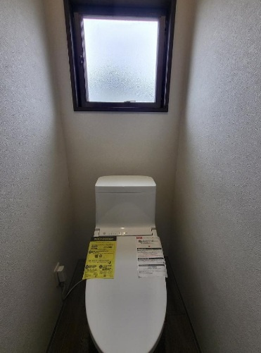 春日部市大沼５丁目のビルのトイレ