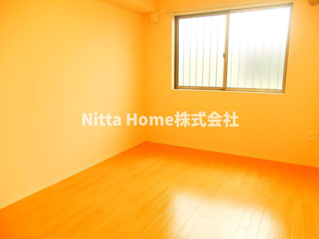 Ｃａｓａ美輪Ⅰの内装|5.9帖の洋室お部屋♪