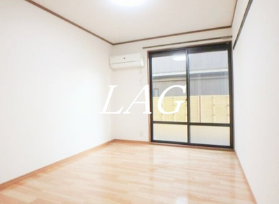 【居間・リビング】 | メイプルコート立川 | 洋室です。