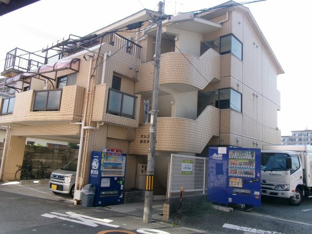パレス西江井ヶ島の外観