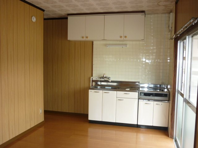 唐津市東唐津３丁目のアパート