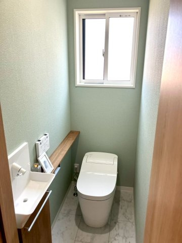 ルミナスガーデン上林町のトイレ