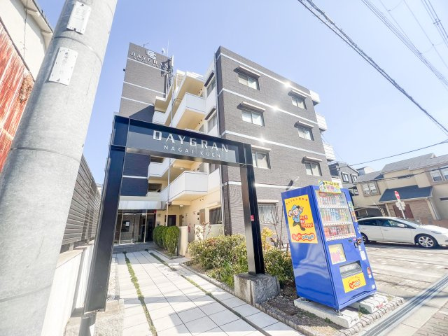 デイグラン長居公園の外観