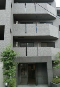 ルーブル中野弥生町の外観