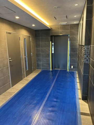 大阪市淀川区新北野３丁目の賃貸マンションのロビー