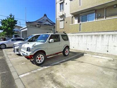 【駐車場】 | ＬＥＸＳＡＳＵ春日 | 駐車場