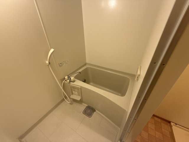 ハイツひまわりの浴室
