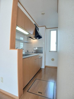 【キッチン】 | ソレイユＭⅢ | コンパクトなキッチンで掃除もラクラク