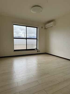 【居間・リビング】 | ルピナスかつらぎA棟