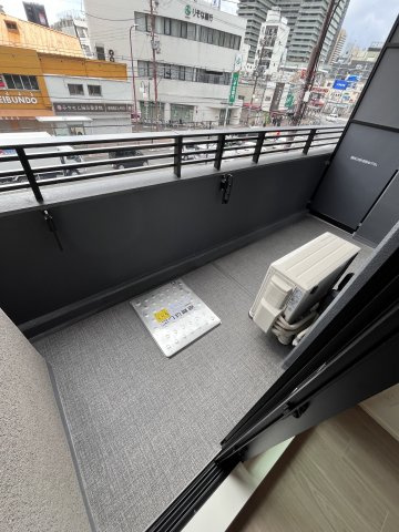 大阪市都島区都島北通１丁目の賃貸マンションのバルコニー