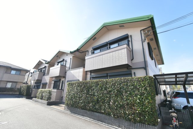 ウィンディアコリーヌE棟の外観