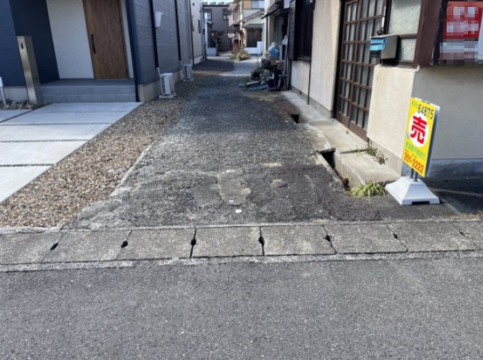 ６４８７５　岐阜市華陽土地の前面道路含む現地写真