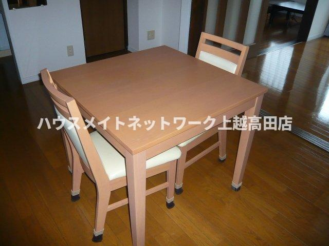 バームハイツの設備|テーブル