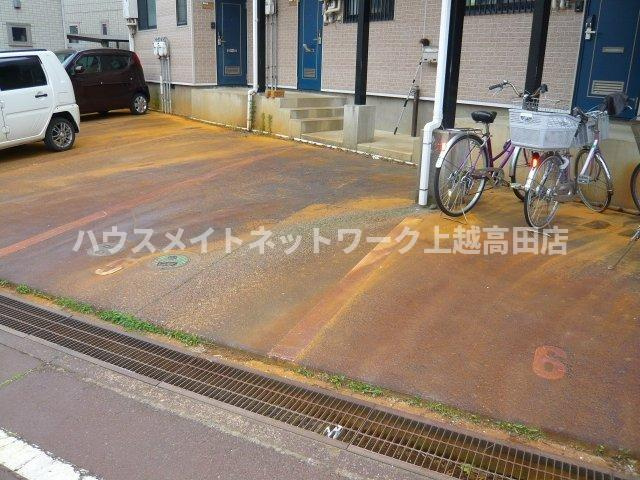 バームハイツの駐車場|駐車場