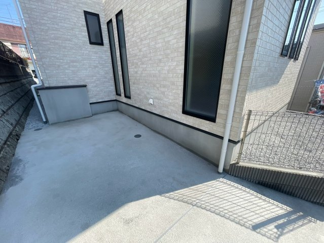 横浜市旭区白根6丁目 新築戸建て【仲介手数料無料】カースペース2台