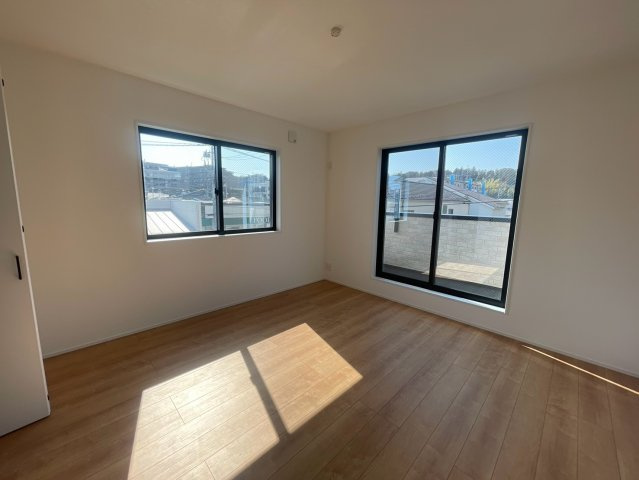 横浜市旭区白根6丁目 新築戸建て【仲介手数料無料】カースペース2台