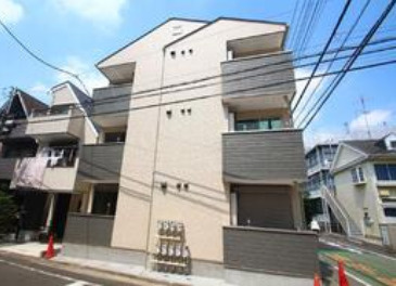 新宿区西落合１丁目のアパートの外観