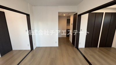 【居間・リビング】 | ＥＳ－Ｇｒａｎｄｅ御徒町 | ゆったり過ごせる居間です